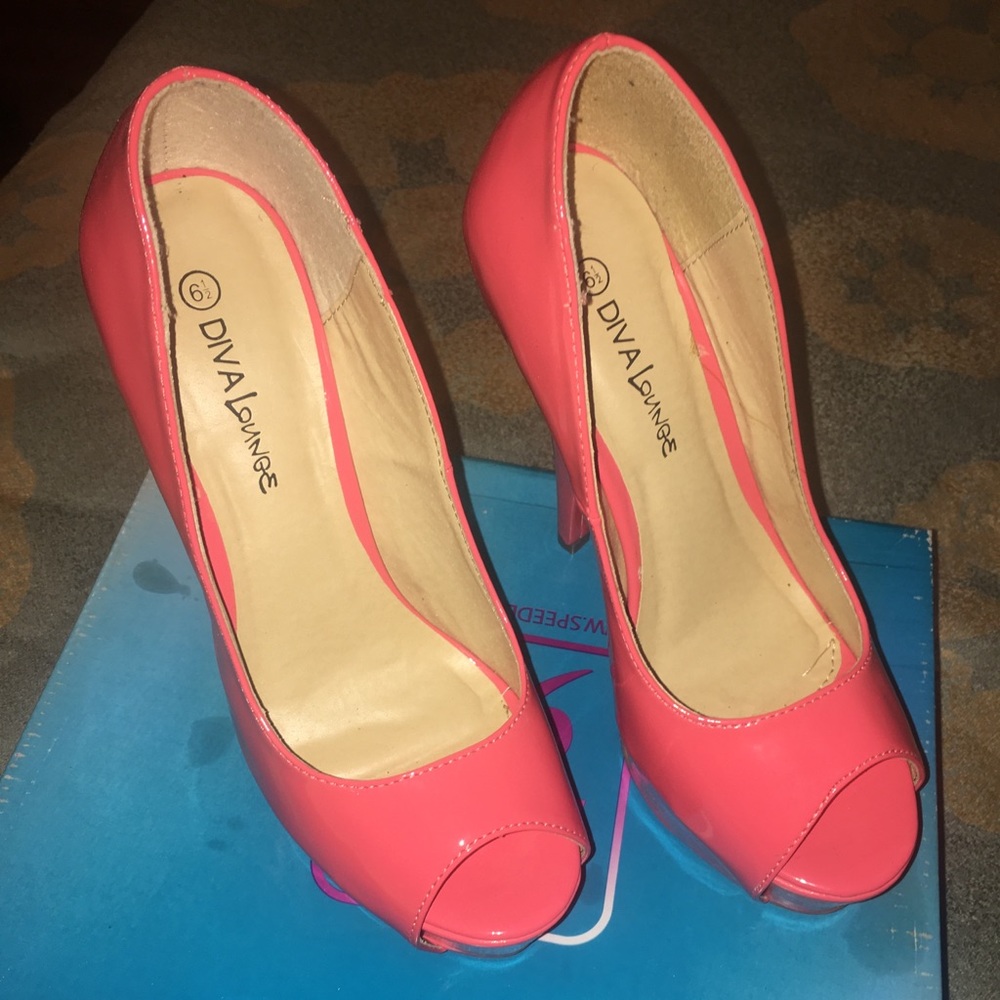 New pumps size 6 1/2